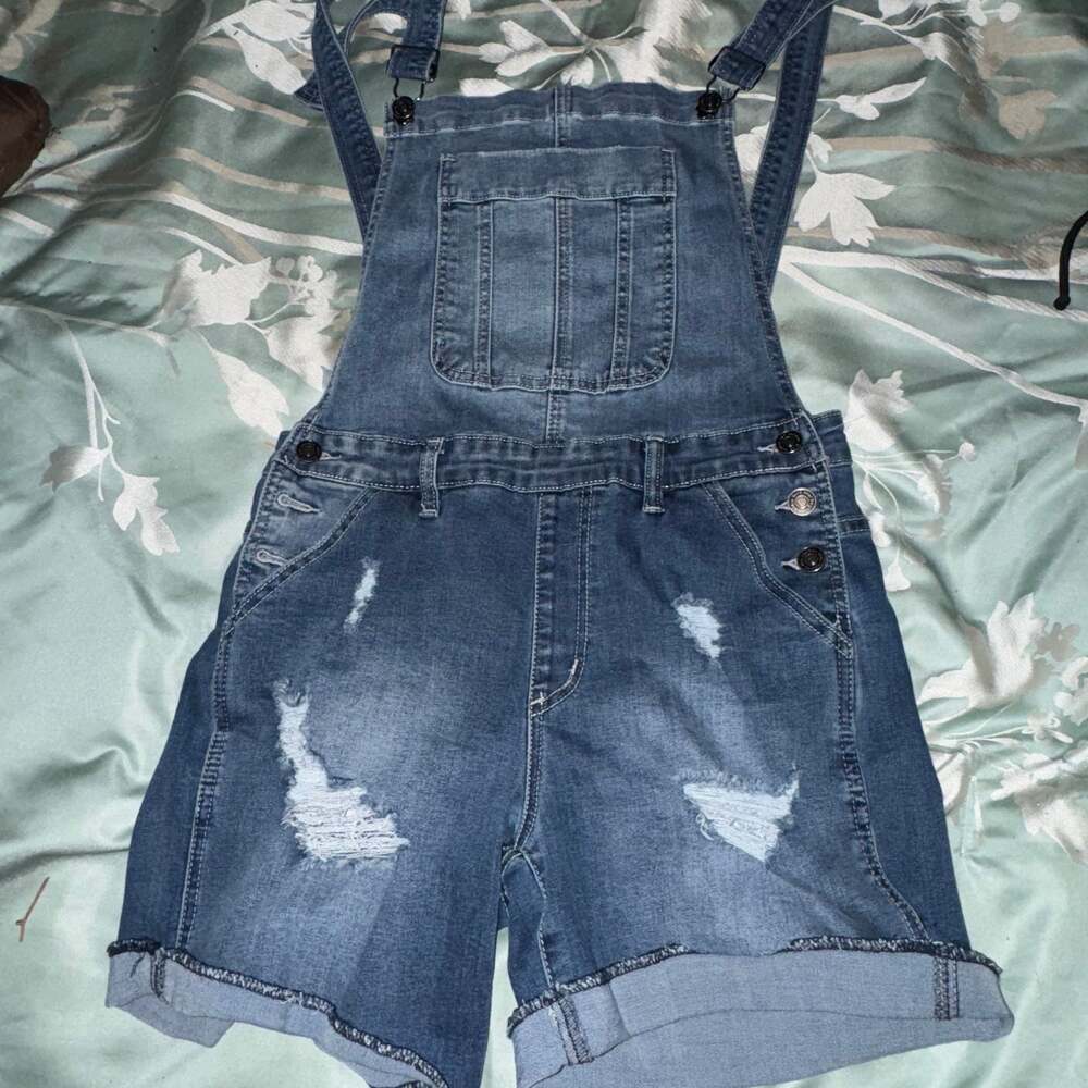 Women’s KanCan overall shorts